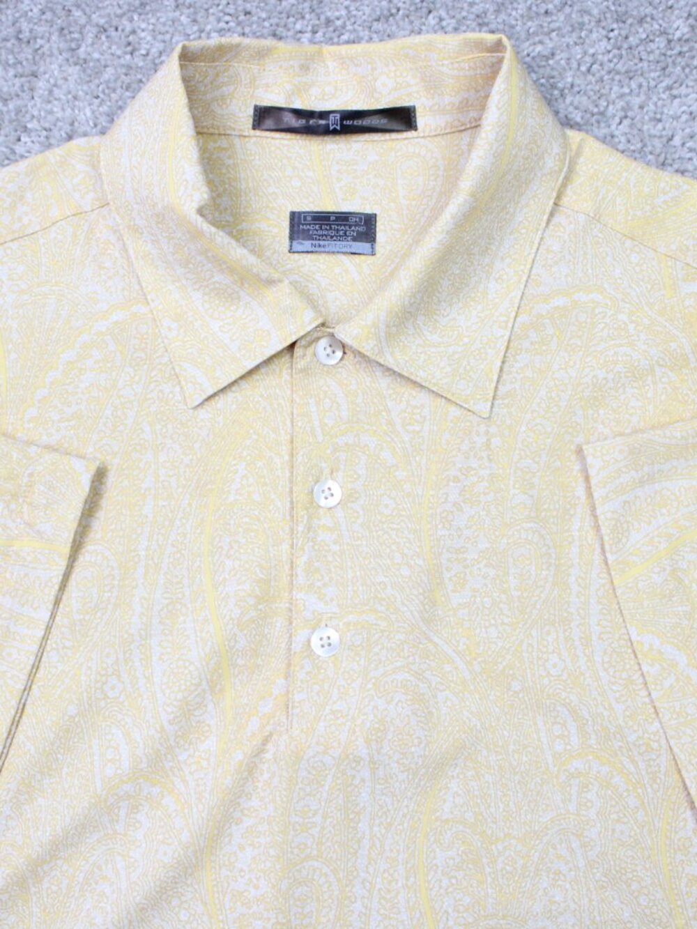 Nike Tiger Woods Polo Shirt Mens Small Yellow Floral FitDry Golf Short Sleeve
